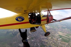  (photo)
