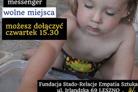 Zdjęcie przedstawia zaproszenie na warsztaty (photo)