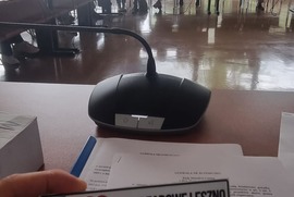 Zdjęcie przedstawia uczestników spotkania roboczego (photo)
