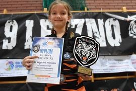 Najmłodsi pod siatką - fot. UKS 9 (photo)