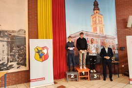  (photo)