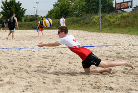  (photo)