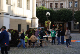  (photo)