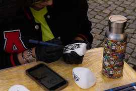 (photo)
