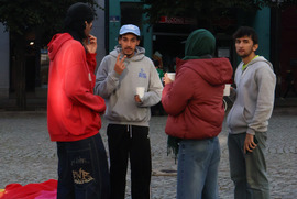  (photo)